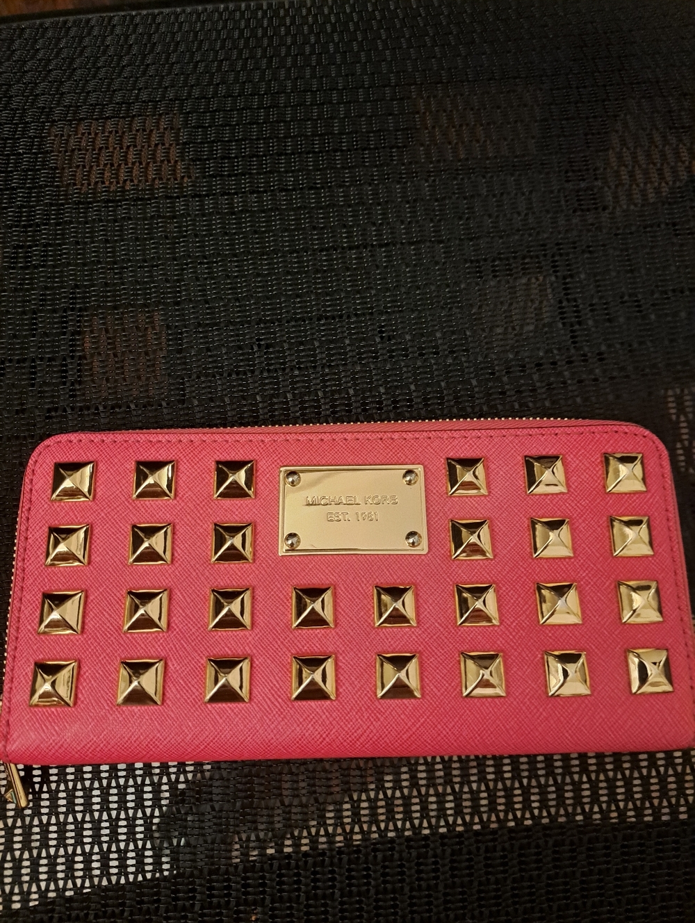 EUC Michael Kors Hot Pink Saffiano Zip Wallet with Gold Studs - Picture 2 of 11